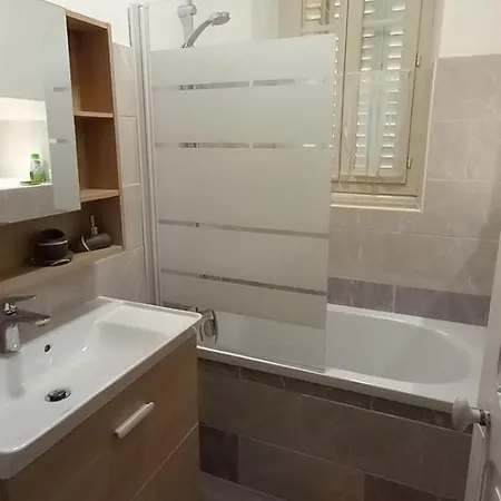 Lamalpapoche Holiday home Quezac (Cantal)